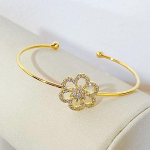 BRACELETE FLOR CRAVEJADA