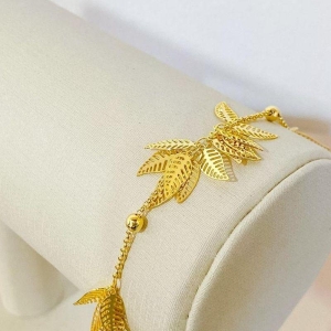 PULSEIRA FOLHAS COM BOLINHA