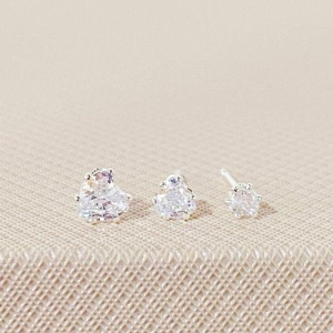 TRIO DE BRINCOS CORAÇÃO CRISTAL