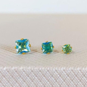 TRIO DE BRINCOS QUADRADO AZUL CLARO