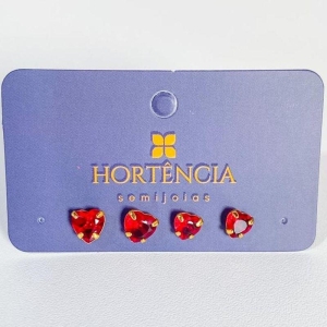 DUPLA DE BRINCOS CORAÇÃO VERMELHO