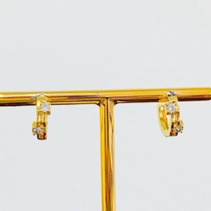 BRINCO ARGOLINHA COM ZIRCONIAS