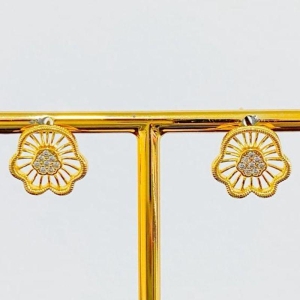 BRINCO FLOR CRAVEJADA