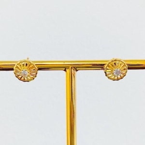 BRINCO REDONDO VAZADO COM ZIRCONIA