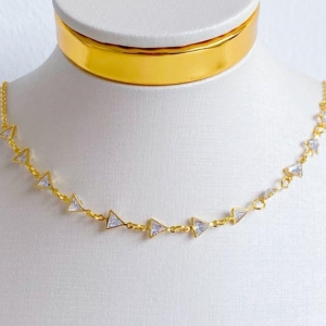 CHOCKER ZIRCONIAS TRIANGULAR