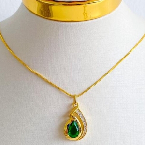 COLAR GOTA ZIRCONIA VERDE ESMERALDA