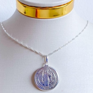 COLAR SÃO BENTO C/ 2 LADOS DA MEDALHA