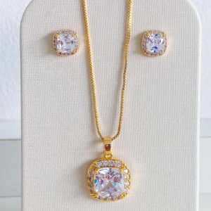 CONJUNTO COM ZIRCONIA QUADRADA