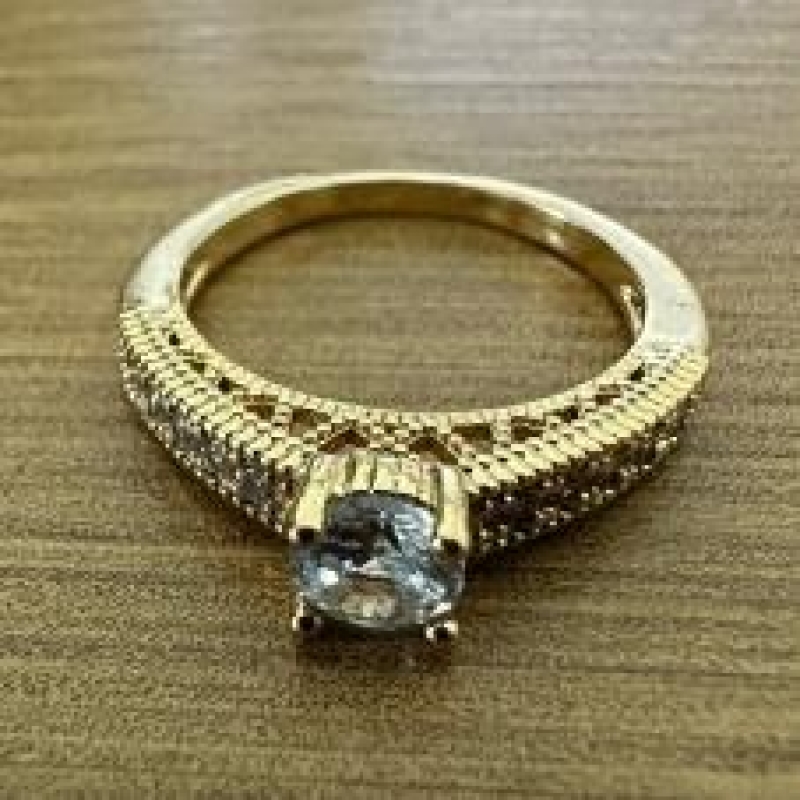 ANEL COM ZIRCONIA CRAVEJADO