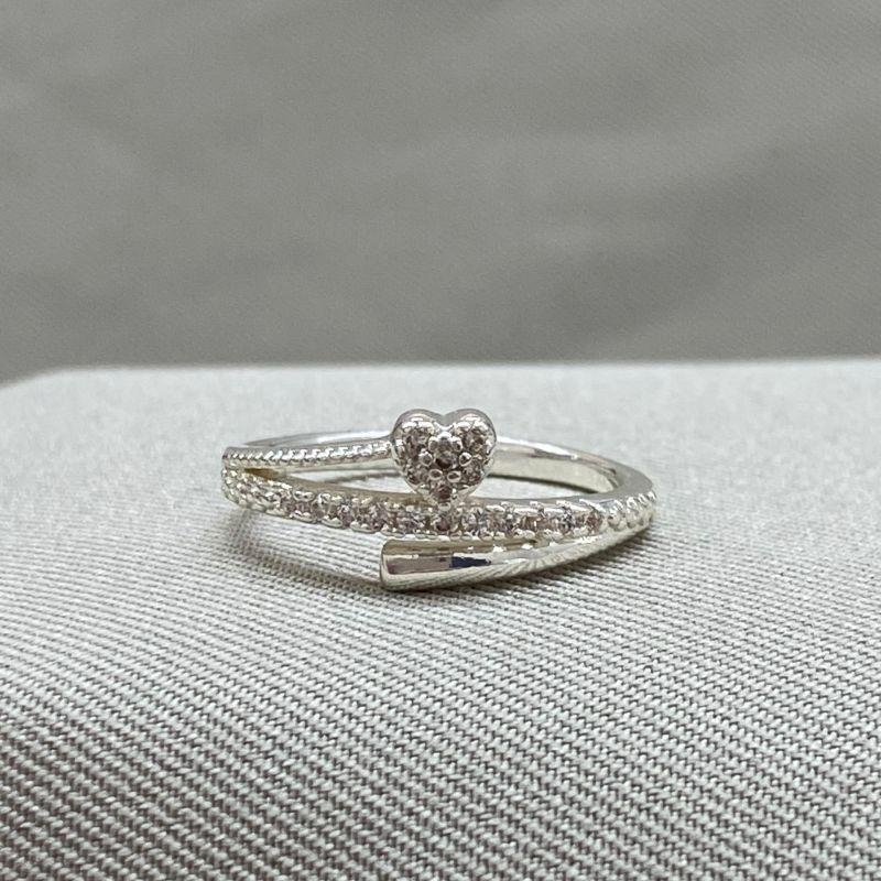 ANEL CORAÇÃO CRAVEJADO