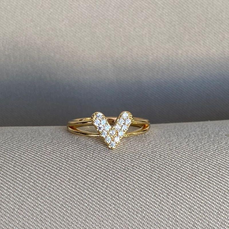 ANEL CORAÇÃO CRAVEJADO