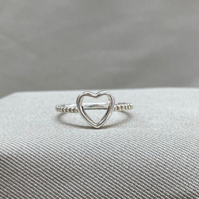 ANEL CORAÇÃO VAZADO