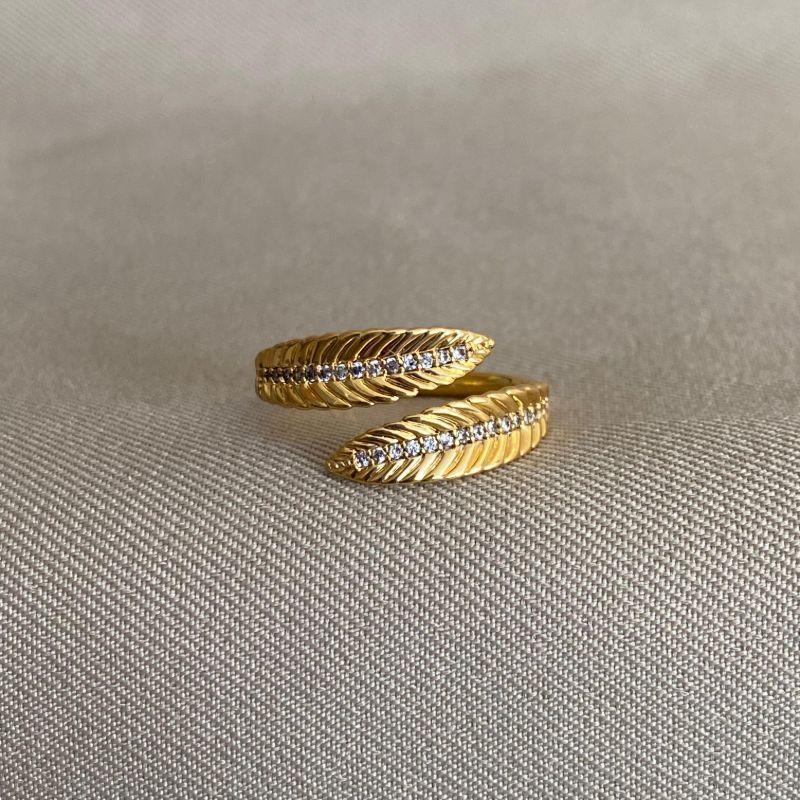 ANEL FOLHAS CRAVEJADO