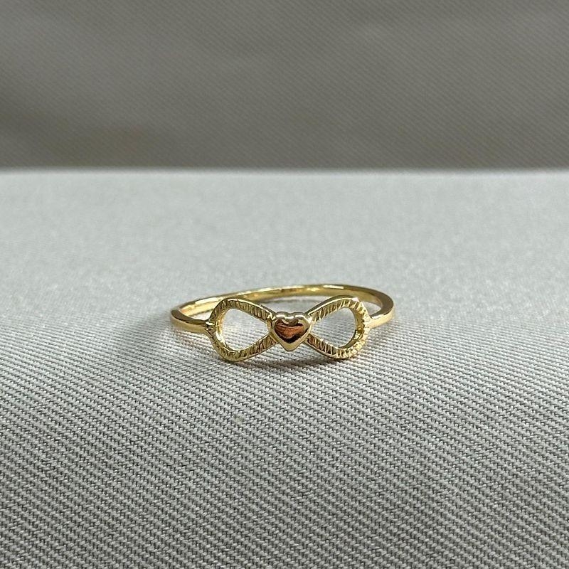 ANEL INFINITO COM CORAÇÃOZINHO