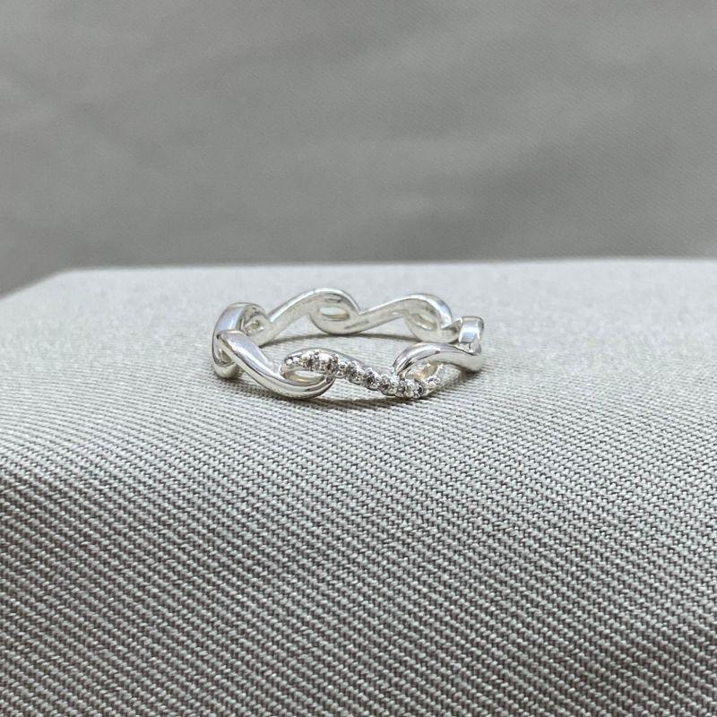 ANEL ONDA CRAVEJADO E LISO