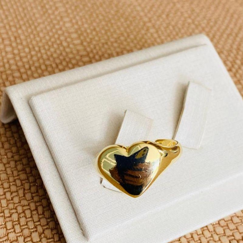 ANEL REGULAVEL COM CORAÇÃO LISO