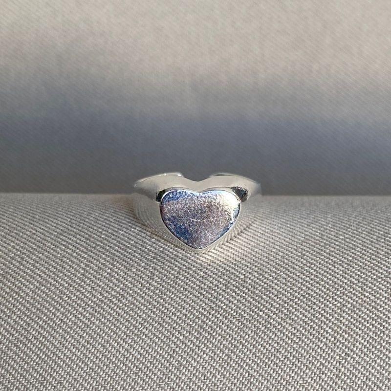 ANEL REGULAVEL CORAÇÃO LISO