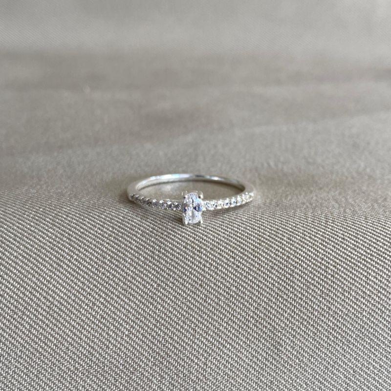 ANEL SOLITARIO CRAVEJADO