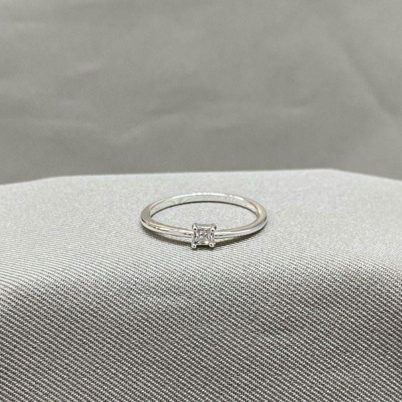 ANEL SOLITARIO  ZIRCONIA CRISTAL