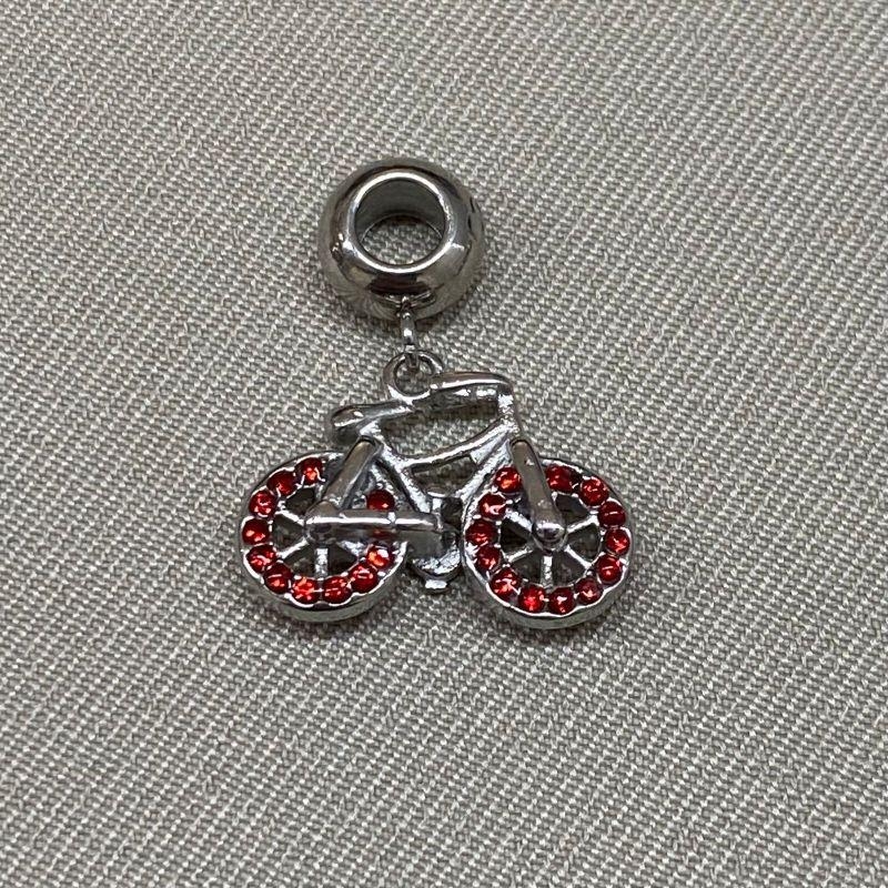 BERLOQUE PENDURICALHO BICICLETA CRAVEJADA VERMELHA