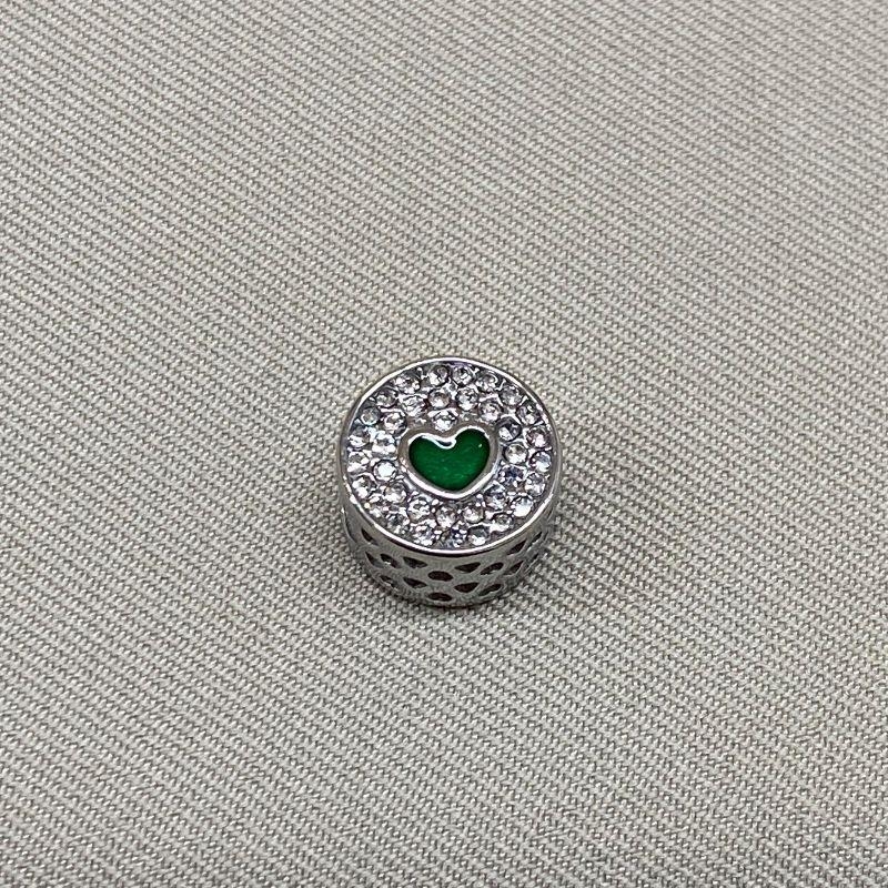 BERLOQUE SEPARADOR REDONDO CRAVEJADO COM CORAÇÃO