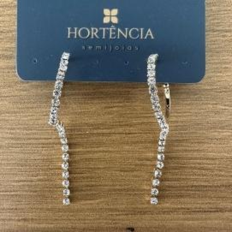 BRINCO ARGOLA 2CM COM ZIRCONIA METRO