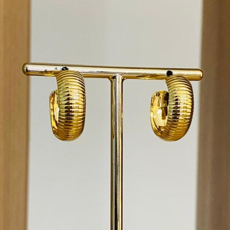 BRINCO ARGOLA COM DETALHES