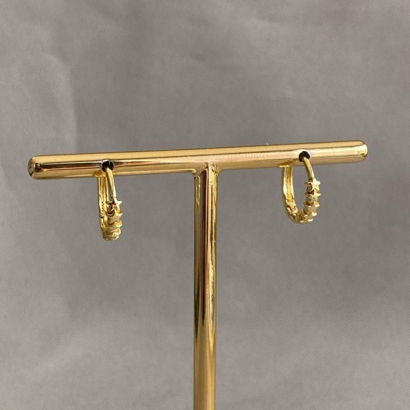 BRINCO ARGOLA COM ESTRELA