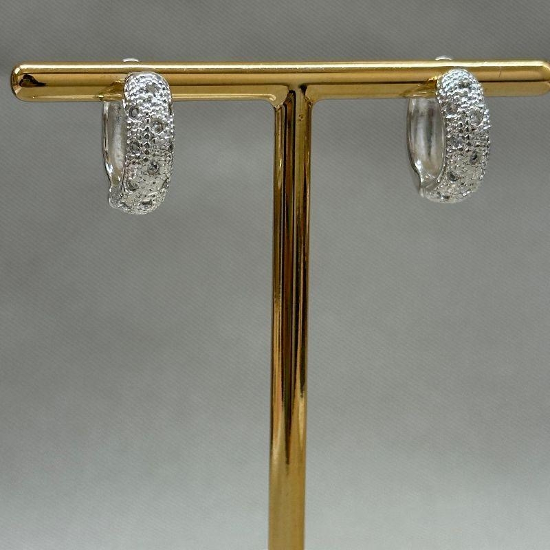 BRINCO ARGOLA COM ZIRCONIAS