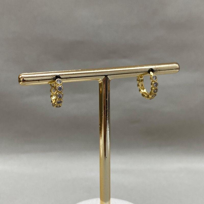 BRINCO ARGOLA COM ZIRCONIAS REDONDAS