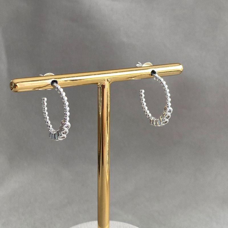 BRINCO ARGOLA CRAQUELADA COM ZIRCONIAS