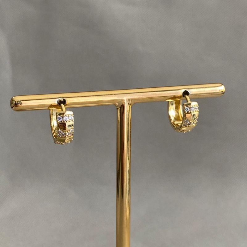 BRINCO ARGOLA DETALHES ZIRCONIA