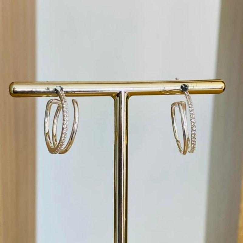 BRINCO ARGOLA LISA E CRAVEJADA