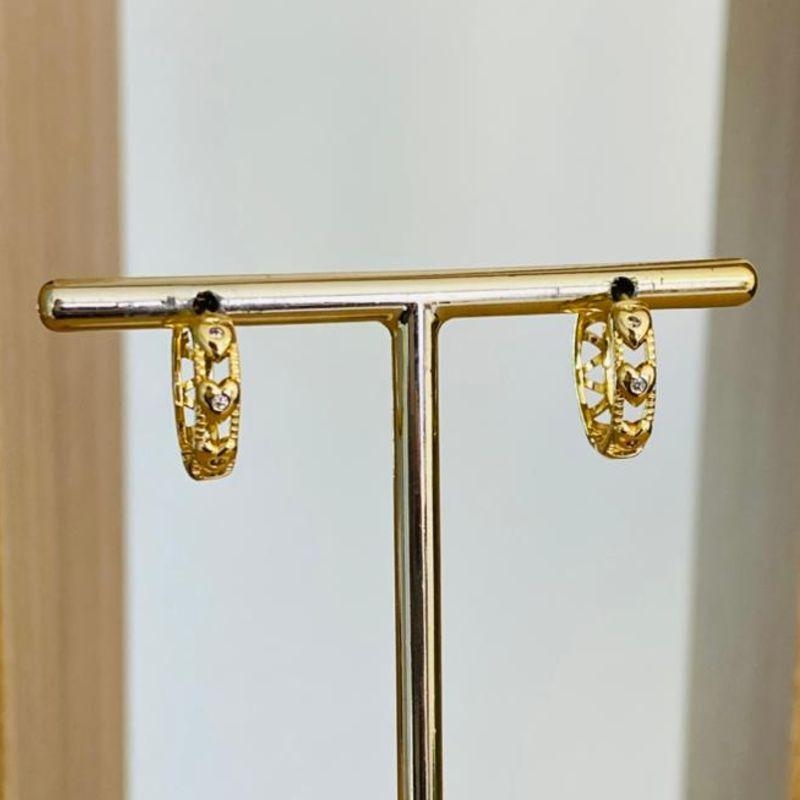 BRINCO ARGOLINHA COM CORAÇÕES