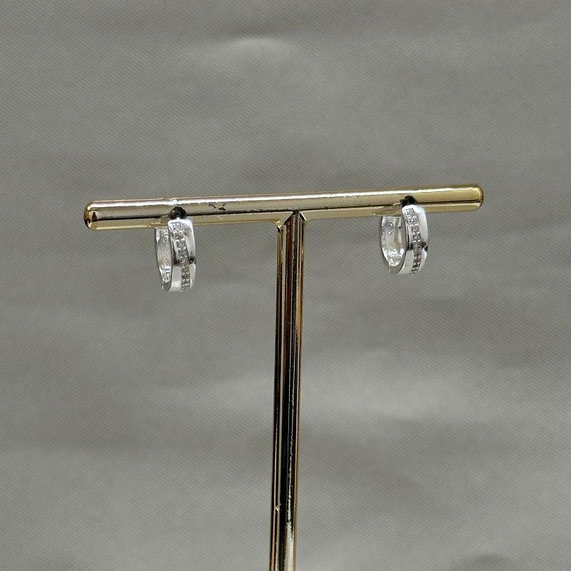 BRINCO ARGOLINHA COM LINHA DE ZIRCONIAS