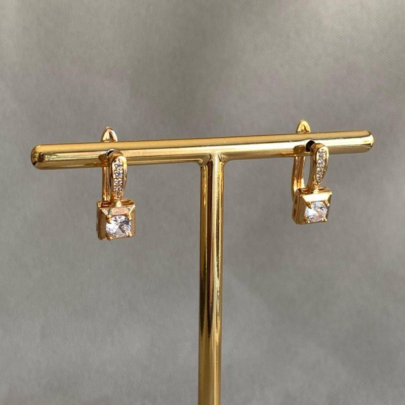 BRINCO ARGOLINHA COM ZIRCÔNIA