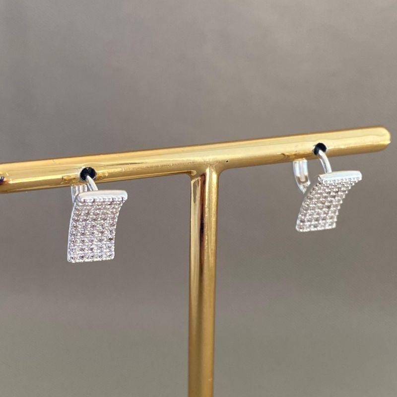 BRINCO ARGOLINHA CRAVEJADA