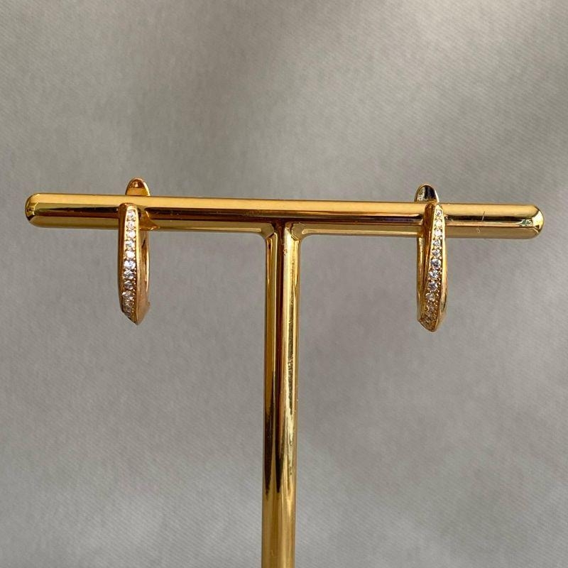 BRINCO ARGOLINHA CRAVEJADA