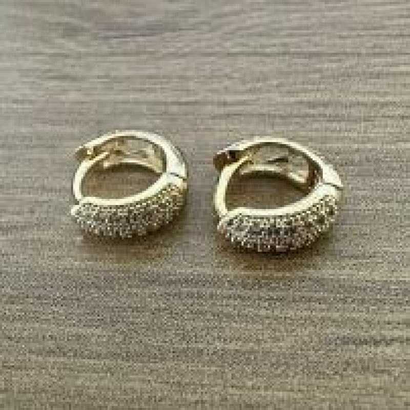 BRINCO ARGOLINHA CRAVEJADA