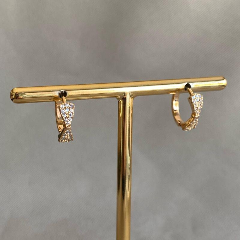 BRINCO ARGOLINHA LACINHO CRAVEJADO