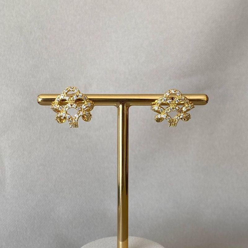 BRINCO ARVORE CRAVEJADA