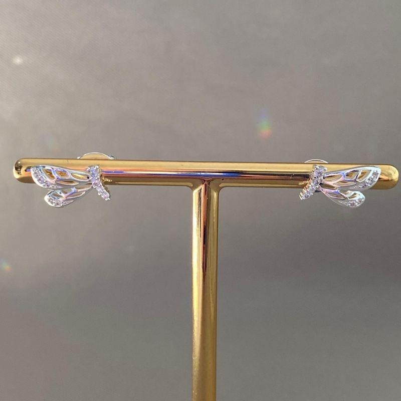 BRINCO ASAS DE BORBOLETA