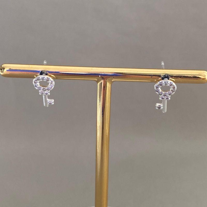 BRINCO CHAVE CRAVEJADA