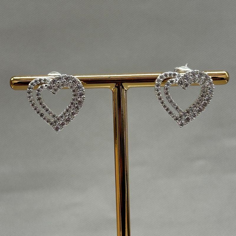 BRINCO CORAÇÃO CRAVEJADO