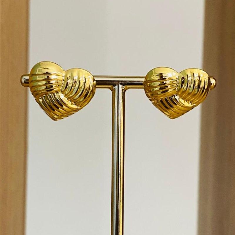 BRINCO CORAÇÃO DETALHADO