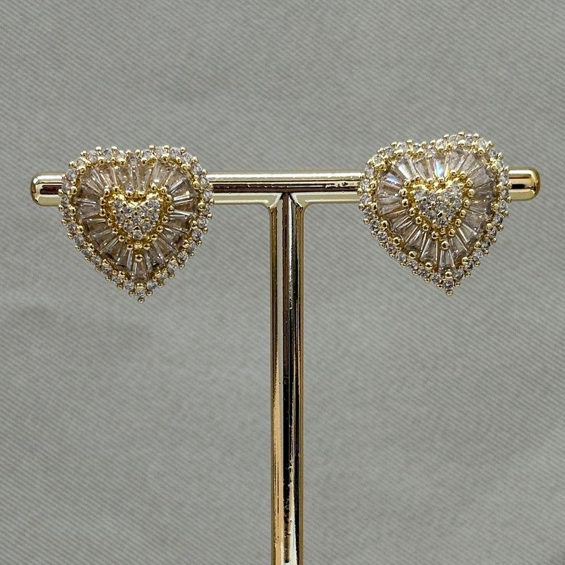 BRINCO CORAÇÃO LUXO CRAVEJADO