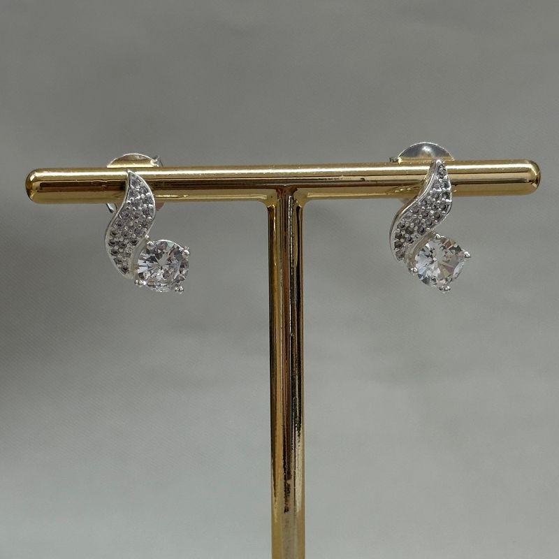 BRINCO CRAVEJADO COM ZIRCONIA