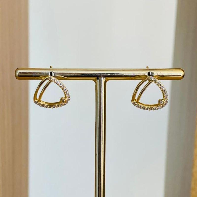 BRINCO CRAVEJADO VAZADO COM MINI ZIRCONIA