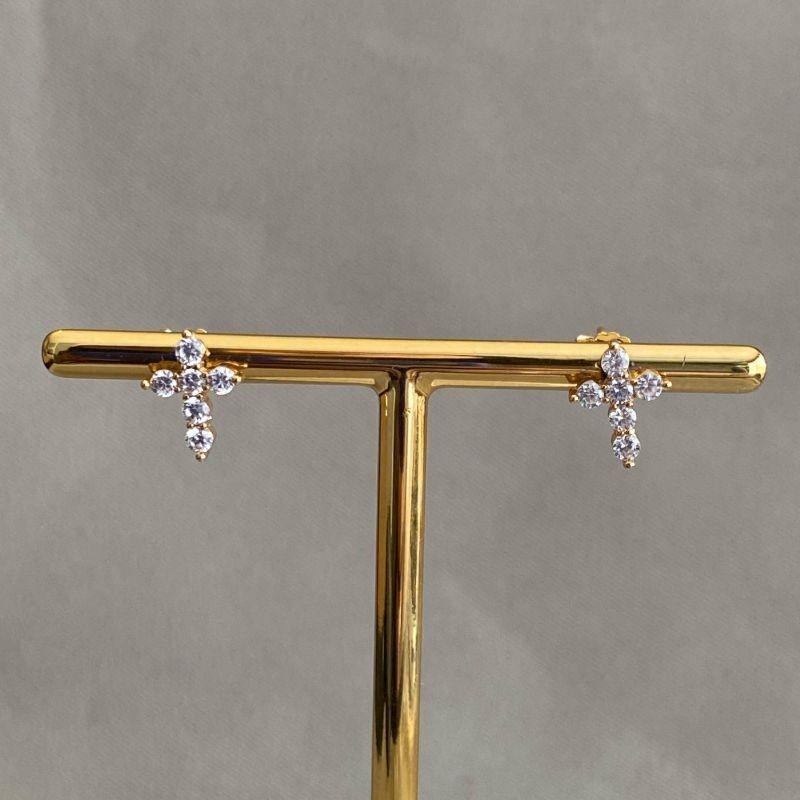 BRINCO CRUZ COM ZIRCÔNIAS