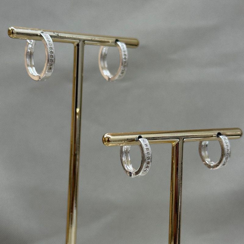 BRINCO DUPLA ARGOLA CRAVEJADA